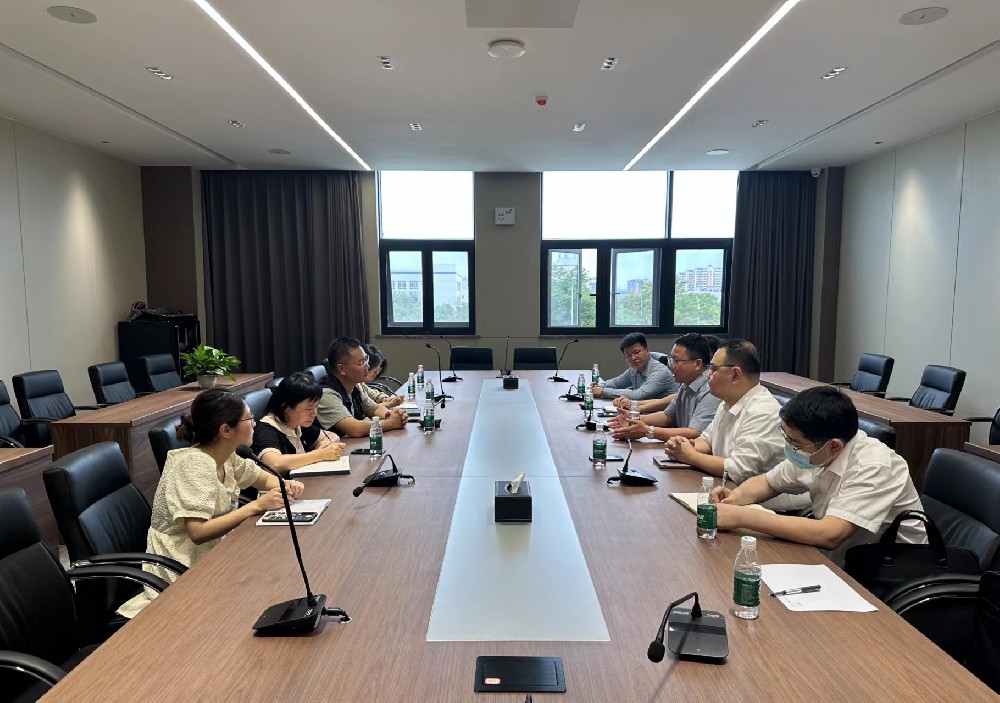 李紹平教授一行來我公司訪問交流