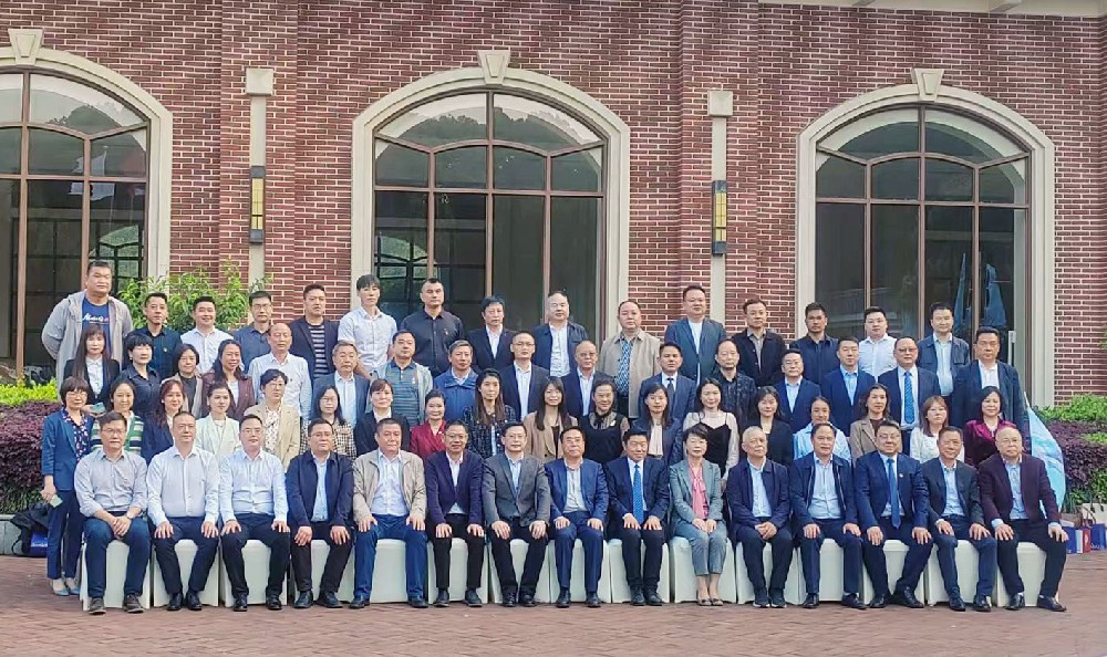 我司總經(jīng)理毛曉路當(dāng)選宜昌市醫(yī)藥商會副會長